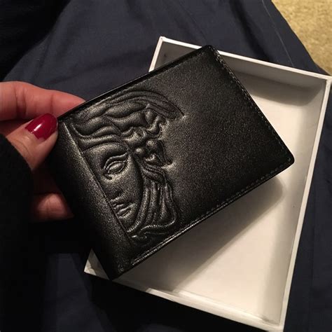 fake versace mens wallet|versace men's wallets card holder.